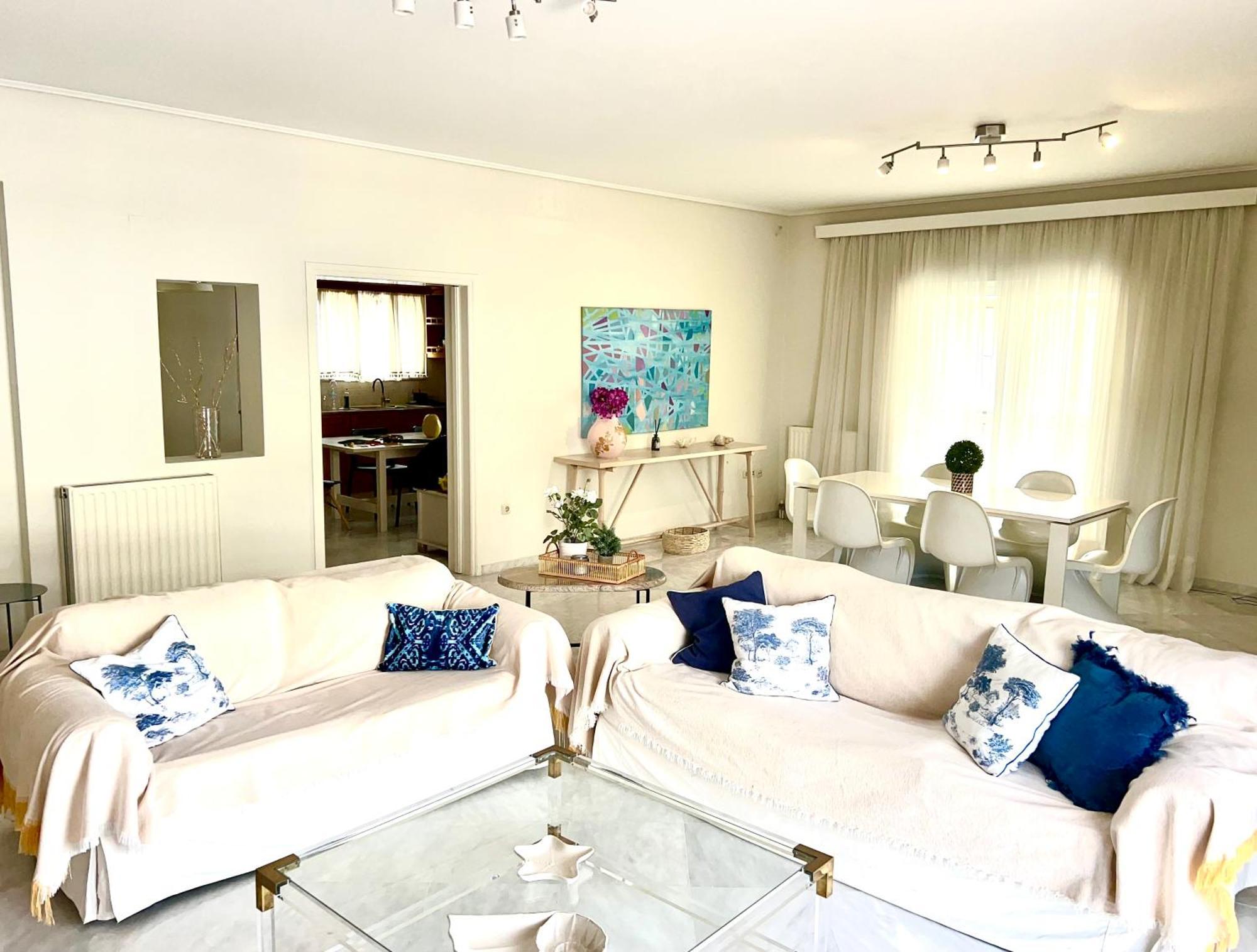 Kaliroon Seaside Apartment 칼라마타 외부 사진