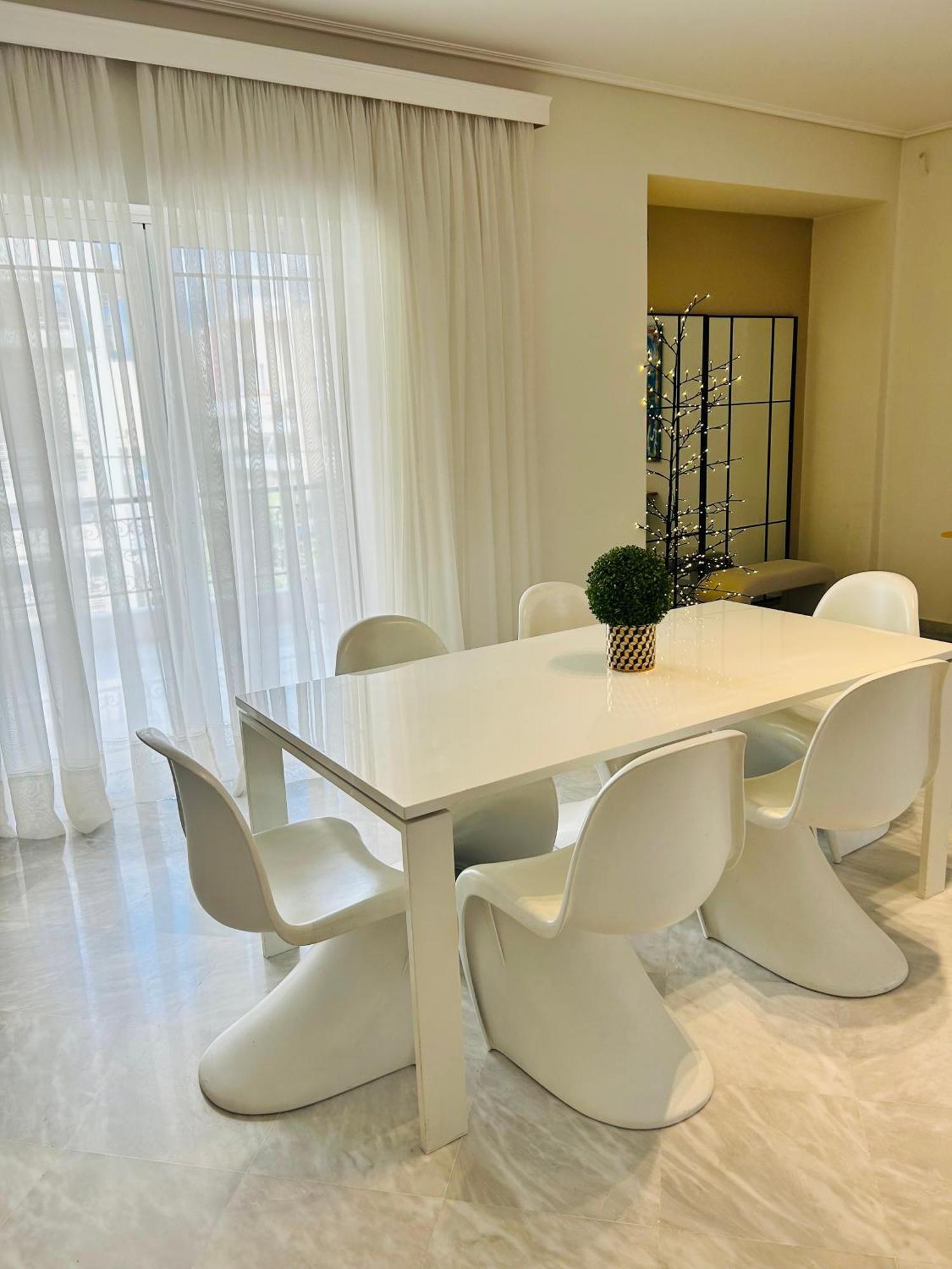 Kaliroon Seaside Apartment 칼라마타 외부 사진